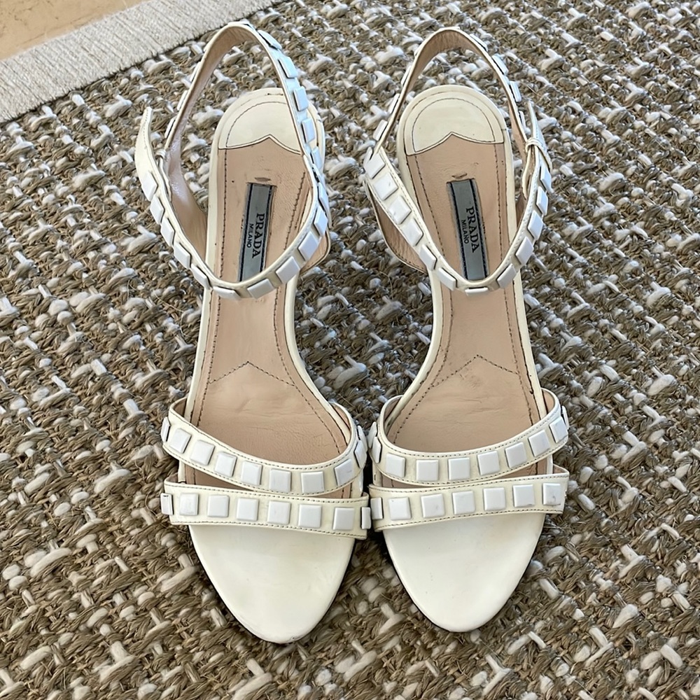 💯Authentic Prada Heels